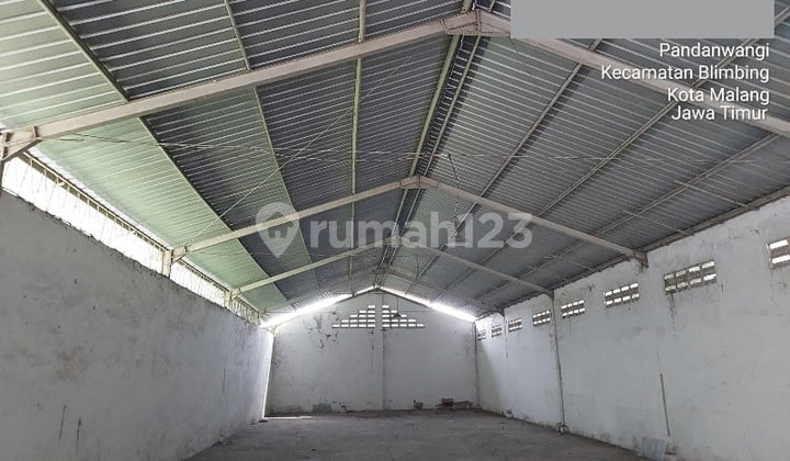 Strategic Warehouse for Rent in Sulfat Malang Gmk02467