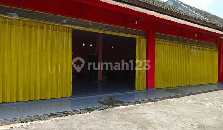 Gudang Strategis di Daerah Pakis Malang Gmk02766