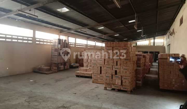 Gudang Besar Strategis di Sekarpuro Pakis Malang Gmk02749