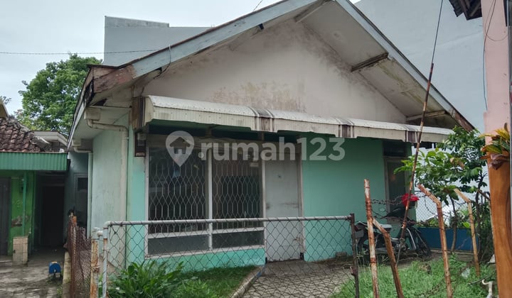 Rumah 4 Kamar di Daerah Gading Kasri Klojen Malang Gmk02877