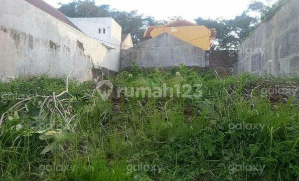 Tanah Strategis 240 m2 di Perumahan Dau Malang GMK03195