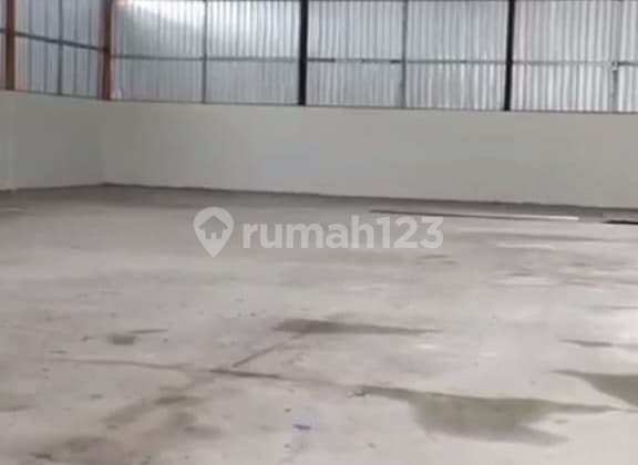 Strategic Location Warehouse Zero Road in Ngawi MSP0048