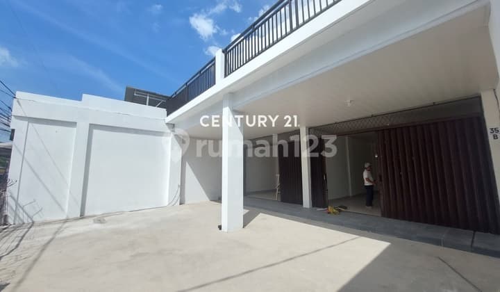 Ruko Gandeng Pinggir Jalan Raya Js 14078