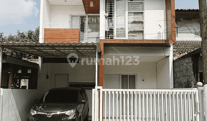Rumah Siap Huni Dekat Pintu Tol di Graha Bintaro Az17088
