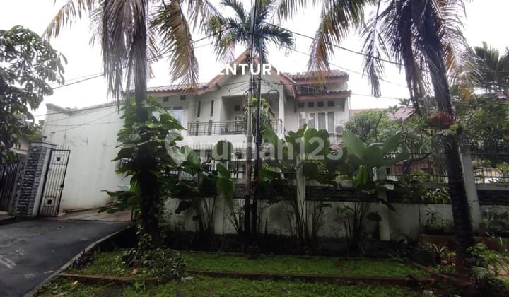 Ready-to-Live House in Kebayoran Lama GK 17827