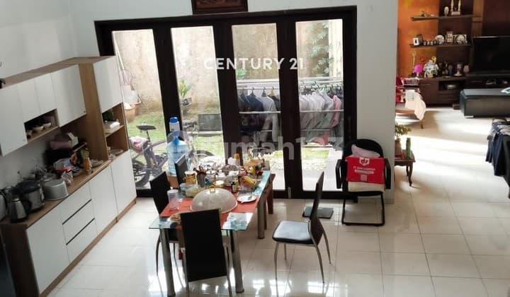 Ready-to-occupy house in Sector 5 Mk 18288