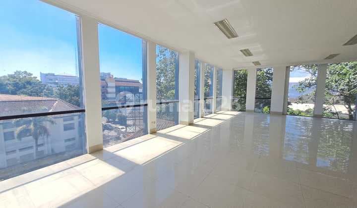 Dijual Gedung Kantor Sayap Asia Afrika 4 Lantai Heritage HGB Pusat Kota Jarang Ada