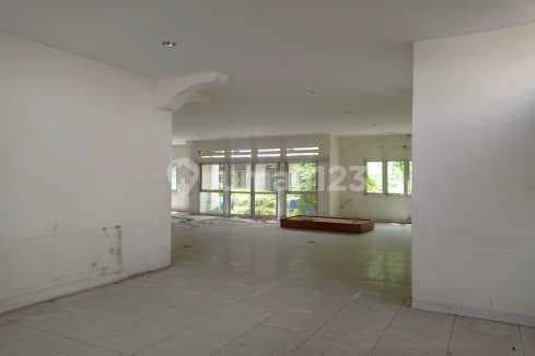 Dijual Cepat Rumah Untuk Usaha