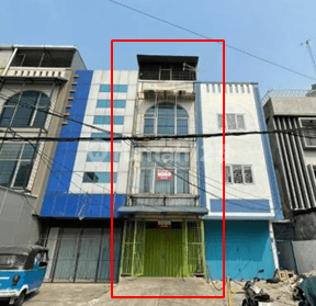 Shop house in the center of Pasar Baru city