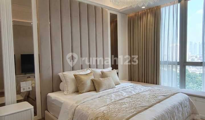 Sewa Apartemen Taman Anggrek Residence Type 3 Br+ Type Private Lift Siap Huni Desain Moderen Luxurios Strategis Jakarta Barat