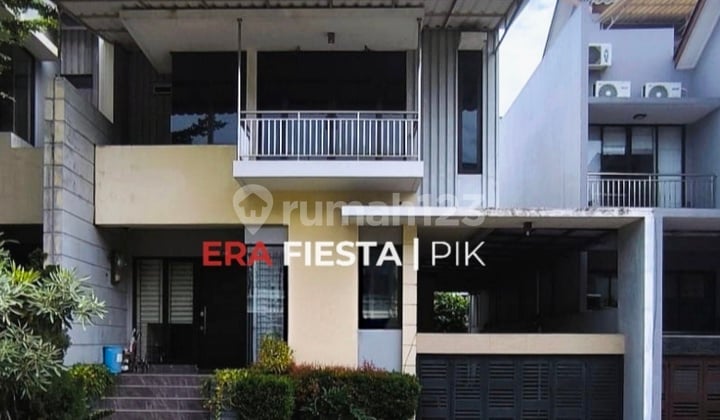 Casa Jardin, 245meter, Siap Huni dan Sangat terawat