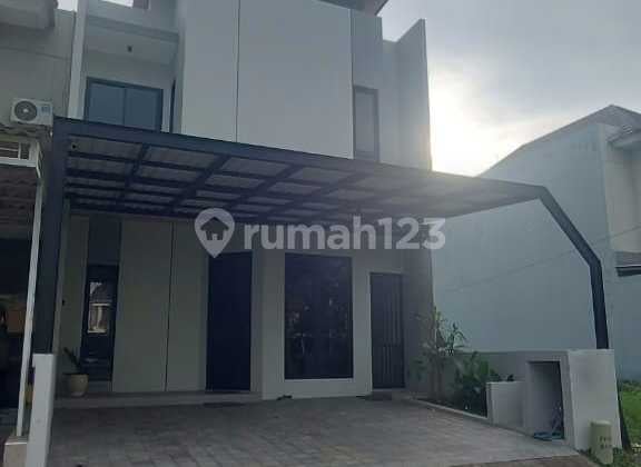 Brand New Greenhill Citraland House in West Surabaya