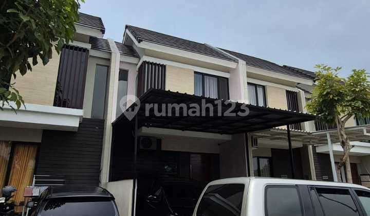 Terawat Rumah Citraland Northwest Lake Bangunan 2 Lantai