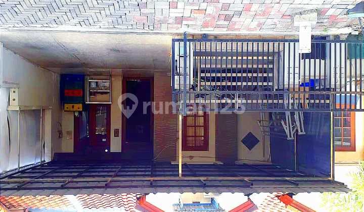 Well Maintained House in Green Natural Citraland, West Surabaya