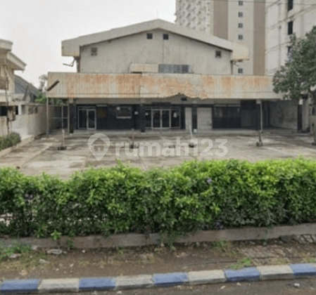 Gudang Jl. Abdul Karim Rungkut Menanggal Bekas Gedung Bioskop