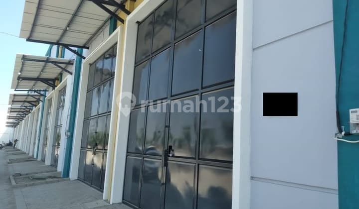 SISA SATU SAJA MURAH GUDANG 950 JUTAAN di Cerme Jalan Utama Gresik