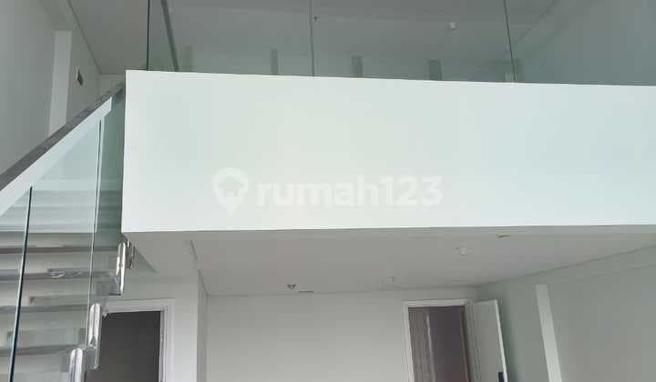 Apartemen Vieloft Connect Ciputra World Mall Lantai 9 - View Pool