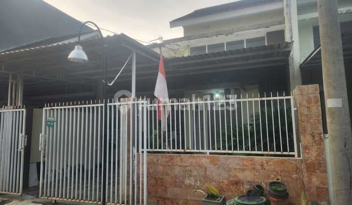 Semi Furnish Rumah Green Semanggi Mangrove, Cluster Osbornia, Rungkut di SURABAYA