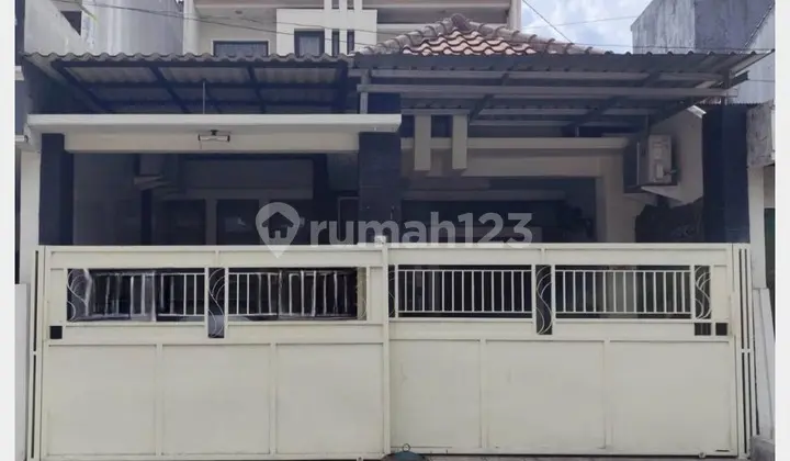 Siap Huni Rumah Darmo Indah Barat - Bonus : 3 Unit AC, Kitchen Set
