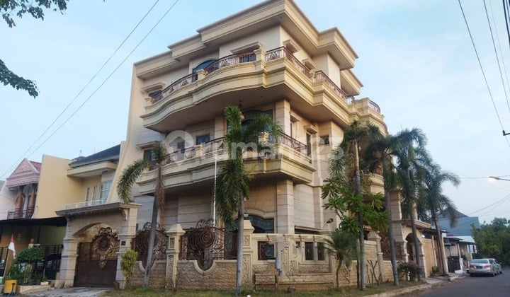 Model Klasik Rumah Araya Super Mewah