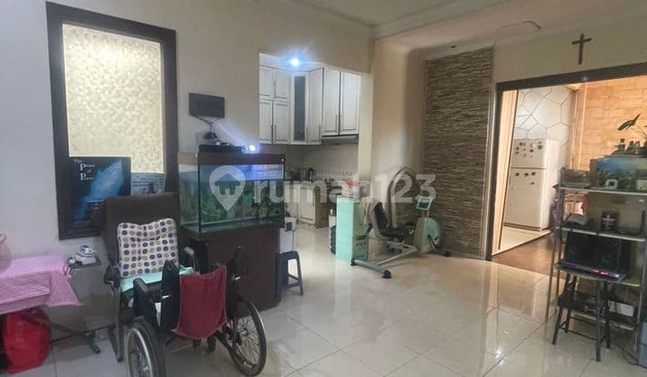 Strategis Area, Terawat Rumah Wisata Bukit Mas