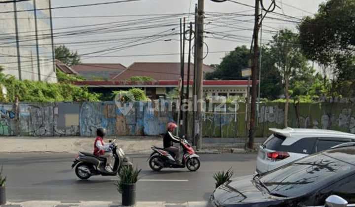 Cocok untuk Lapangan Padel Tanah Hook 0 Jl. Raya Sulawesi & Jl. Nias