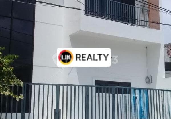 Rumah di Kelapa Cengkir Kelapa Gading Jakarta Utara