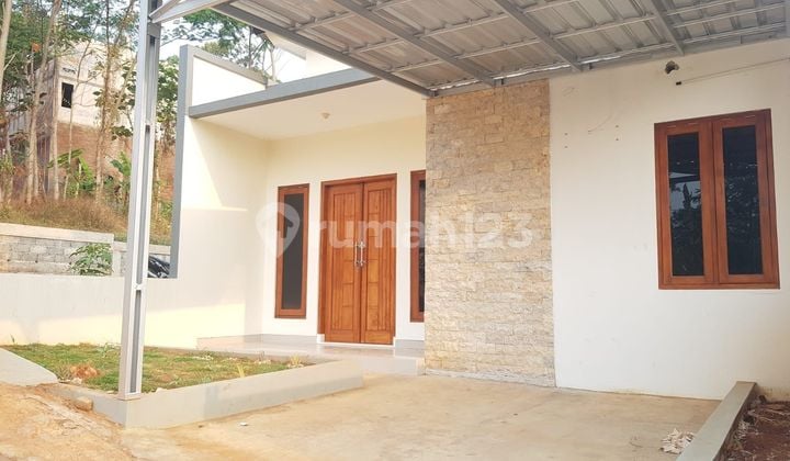 Rumah Baru Lokasi Bagus Dekat Kampus Unnes
