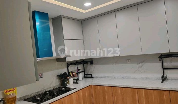 Jual Rumah Mewah Fullfurnished Green Garden Residence Jak Bar