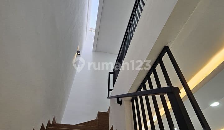 For Sale New House Plot DKI Meruya Jakarta