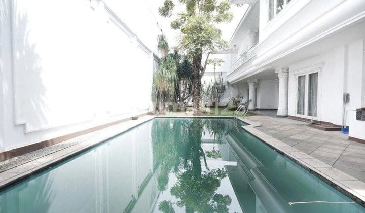 For Rent House With Swimming Pool In South Jakarta