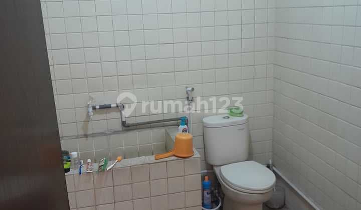 Dijual Cepat Rumah Asri + Kost Akitif di Fatmawati