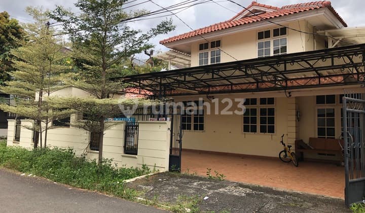 Rumah 2 Lantai di Kartika Alam, Jakarta Selatan