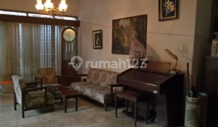 For Sale Simple Minimalist House in Menteng Area, Central Jakarta