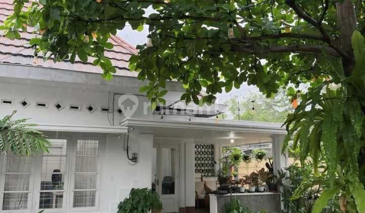 Dijual Rumah Kolonial Eksklusif di Tengah Kota Yogyakarta