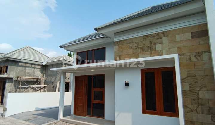 Beautiful Modern Contemporary 3-Unit House in a Mini Cluster Near Kasongan in Yogyakarta