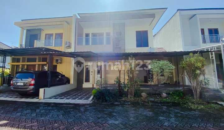 RUMAH MEWAH LOKASI PREMIUM DI BABARSARI