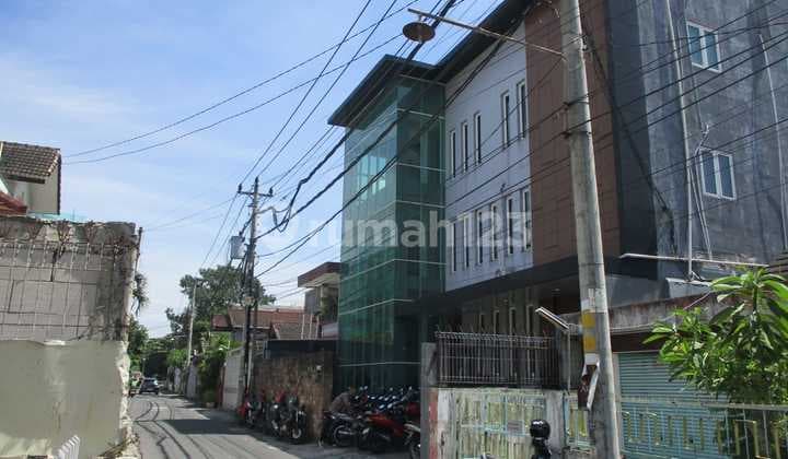 Ruko Kantor 3 Lantai Dijual Cepat Dekat Ugm