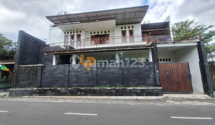 RUMAH STRATEGIS SINDUHARJO DEKAT PUSAT KOTA JOGJA