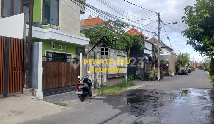 Rumah Sewa 2 Lantai 4 Kamar Furnished Lahan 150M2 di Tukad Badung