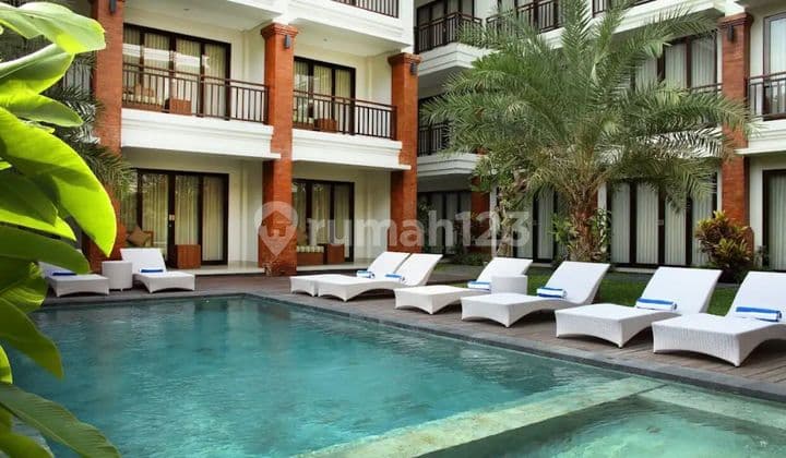 HOTEL BINTANG 3 LANTAI 4 FURNISHED 32 KAMAR LAHAN 1210M2 LOKASI RENON