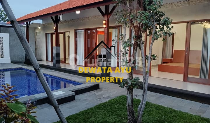 Rumah Sewa 2 Kamar Lahan 200M2 Semi Furnished di Kutat Lestari