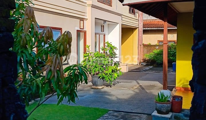 Rumah Mewah 3 Kamar Furnished Lahan 800M2 Lokasi Tukad Badung