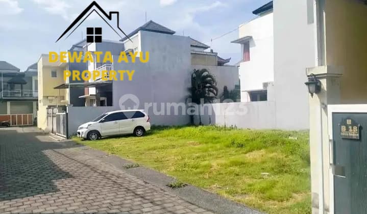 Land for Sale, One Gate System, Area 170m2, Facing West in Pesanggaran