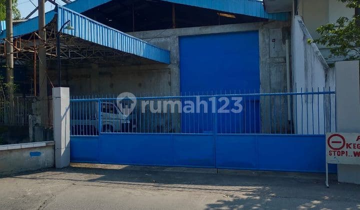 Land for Sale with Warehouse Bonus in Driyorejo, Gresik