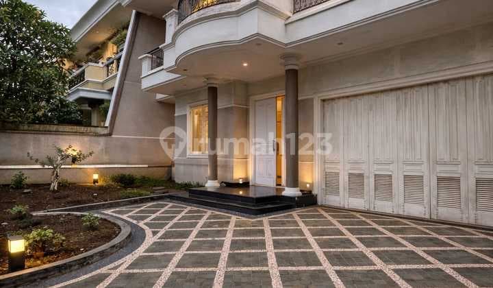 Dijual Rumah Darmo Hill Boulevard Mayjen Sungkono
