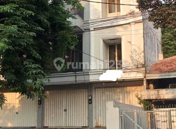 Dijual Murah Ruko 3 Lantai Jl Biliton Surabaya