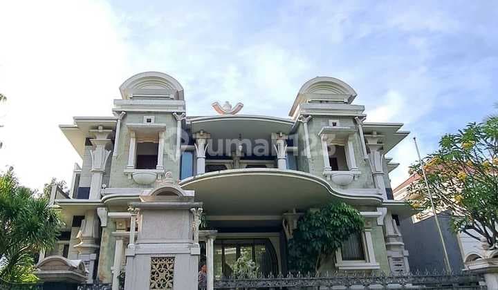 Dijual Rumah Sultan Mewah Graha Family Golf View