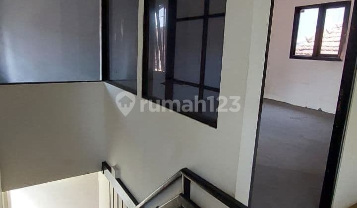 Disewakan Ruang Usaha Perkantoran/coffee Shop Di Area Lodaya