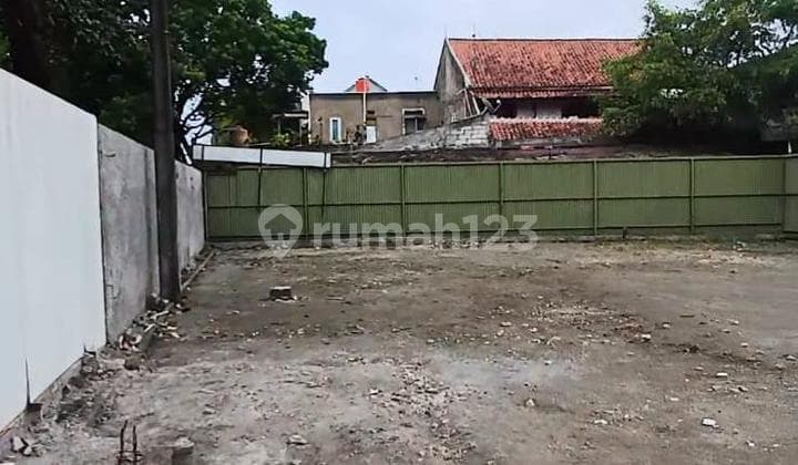 Empty Land at Soekarno Hatta Wing Strategic